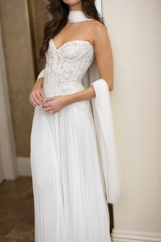 A Vintage Wedding for Angelina and Ryan