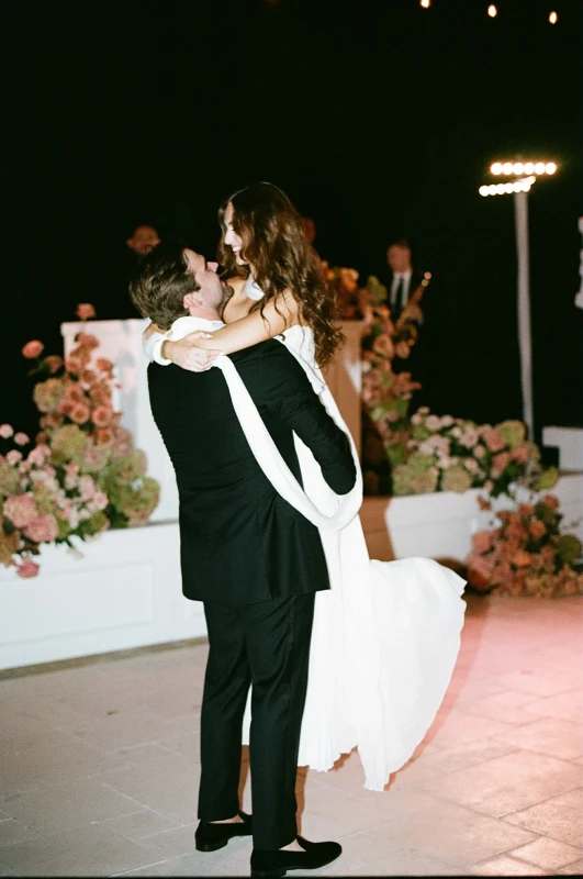 A Vintage Wedding for Angelina and Ryan