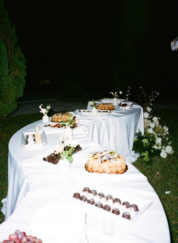 A Vintage Wedding for Angelina and Ryan