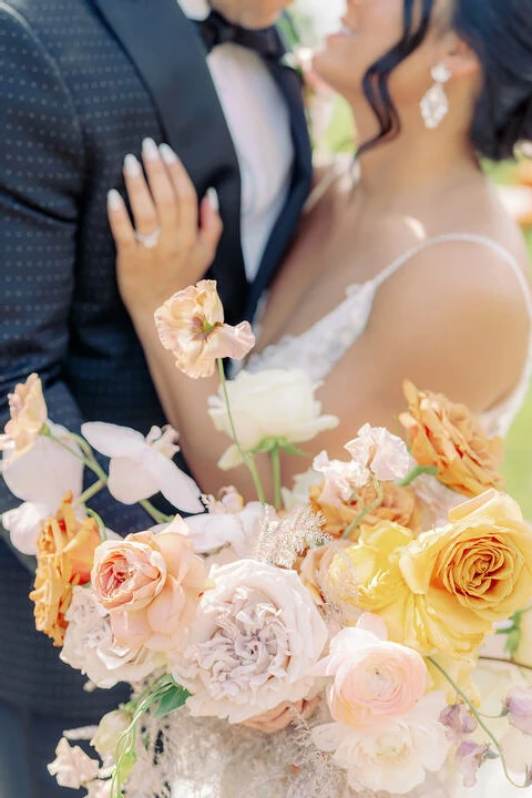 Alisa Tongg, Celebrant