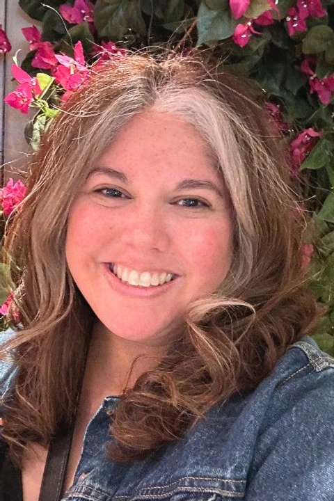 Cupcake Castles Travel Company - Elisa Fenger