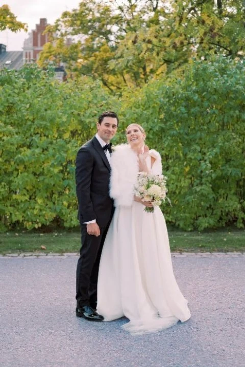 A Classic Wedding for Emily and Chris