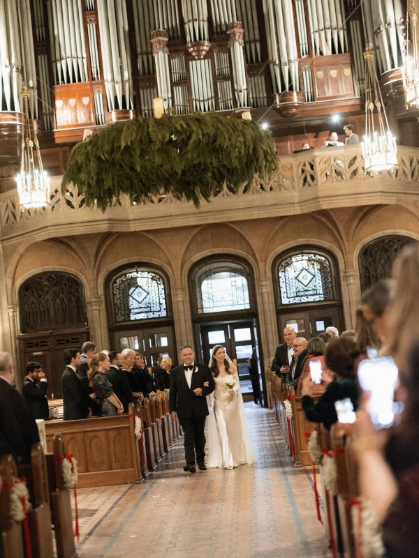 A Holiday Wedding for Gillian  and Evan 