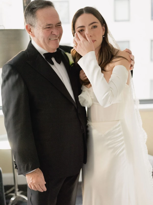 A Holiday Wedding for Gillian  and Evan 