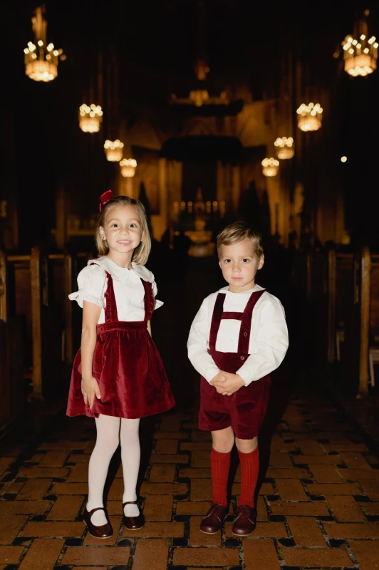 A Holiday Wedding for Gillian  and Evan 