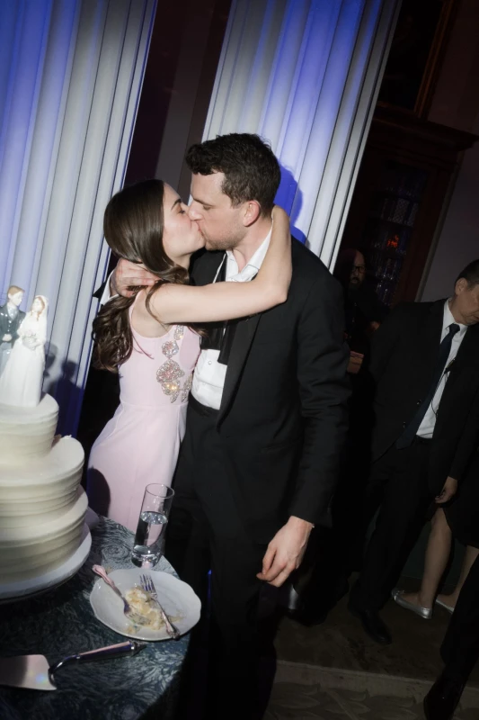 A Holiday Wedding for Gillian  and Evan 