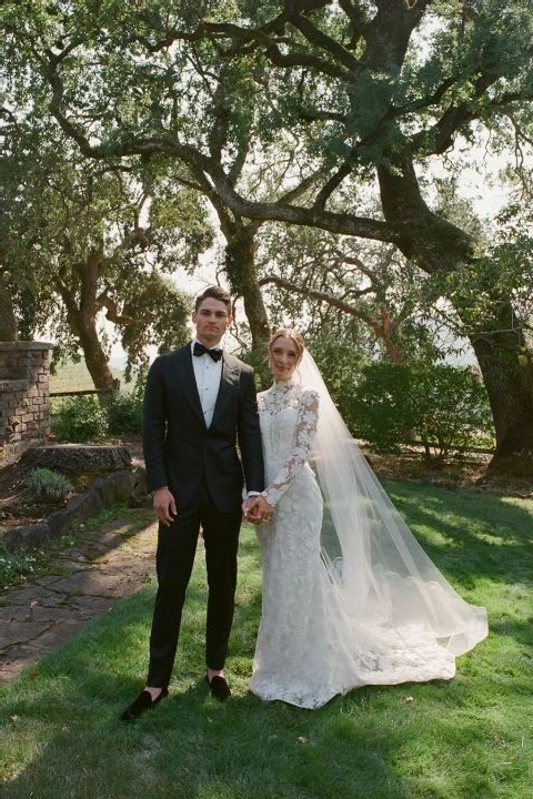 A Vineyard Wedding for Jessica and Christopher