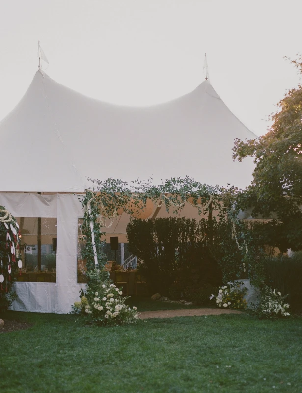 A Tented Wedding for Katherine and Liam