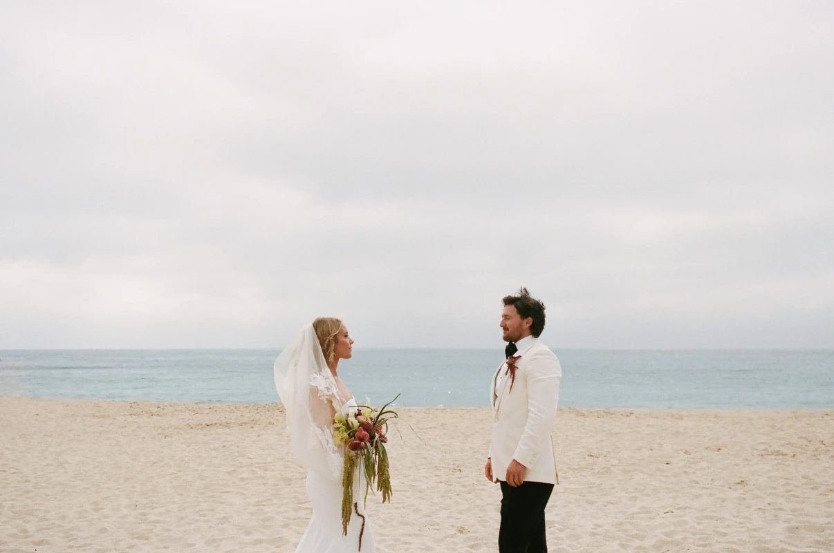 An Seaside Wedding for Kristyn and George 