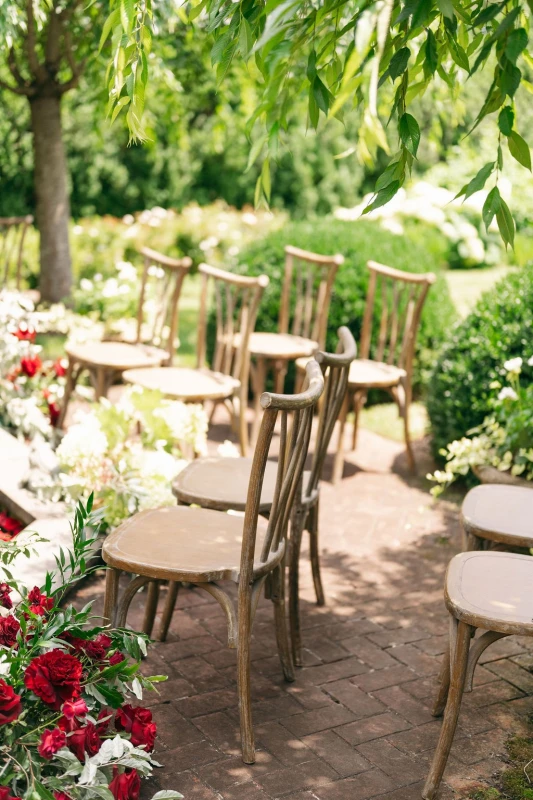 A Summer Story of Countryside Ease