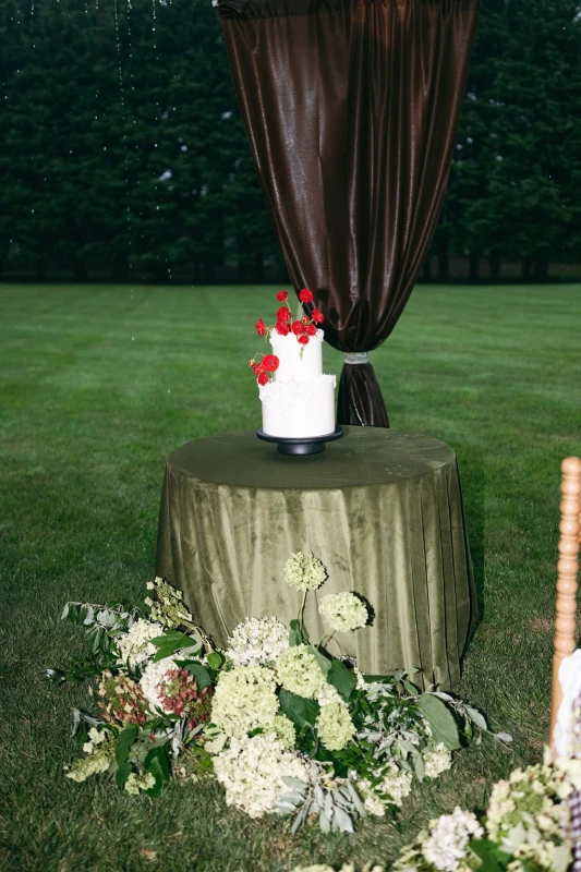 A Summer Story of Countryside Ease