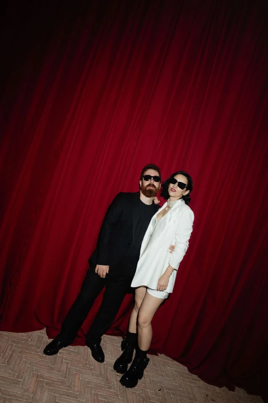 A Wedding en Rouge for Marilena and Riccardo