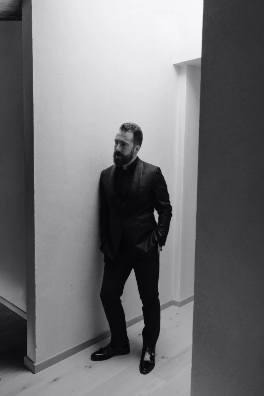 A Wedding en Rouge for Marilena and Riccardo