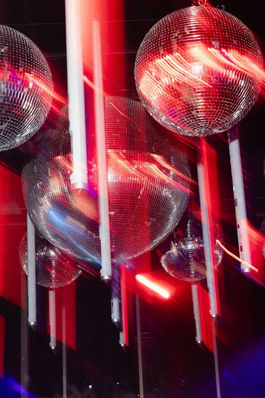 A Wedding en Rouge for Marilena and Riccardo