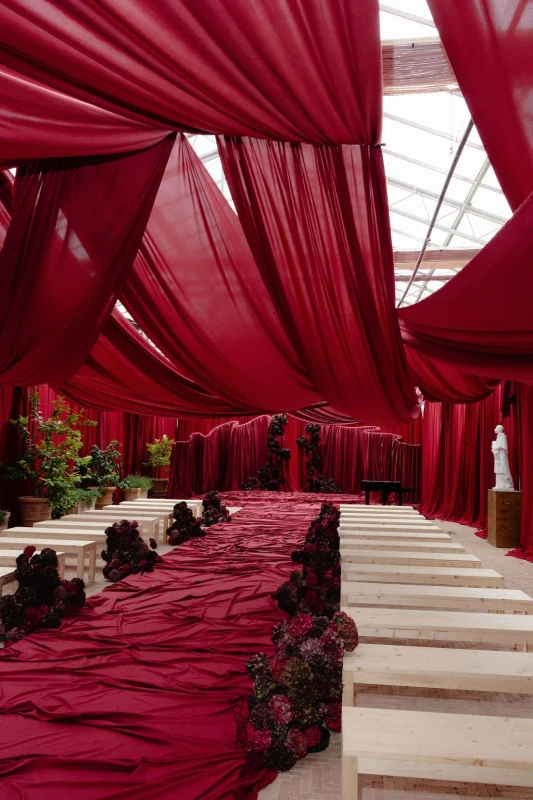 A Wedding en Rouge for Marilena and Riccardo