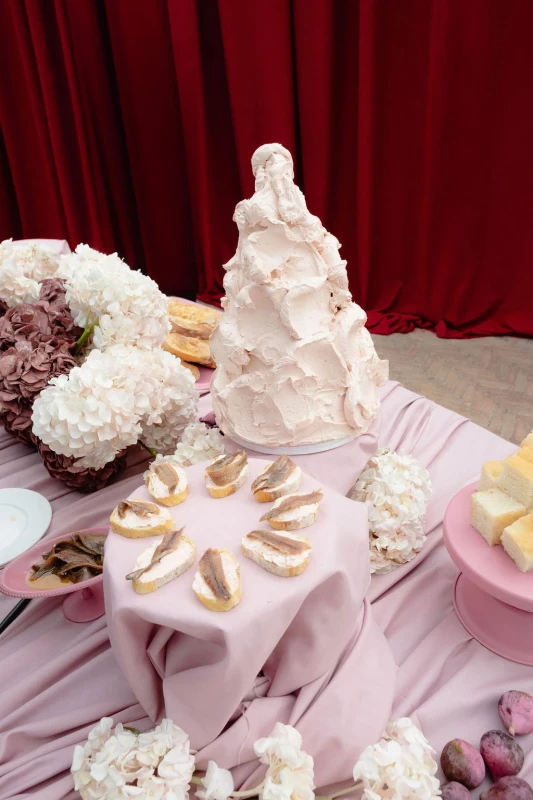 A Wedding en Rouge for Marilena and Riccardo