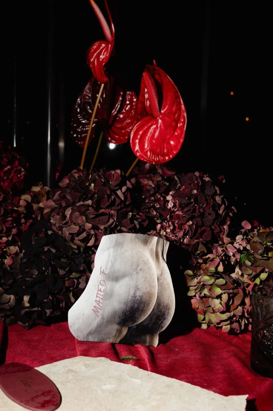 A Wedding en Rouge for Marilena and Riccardo