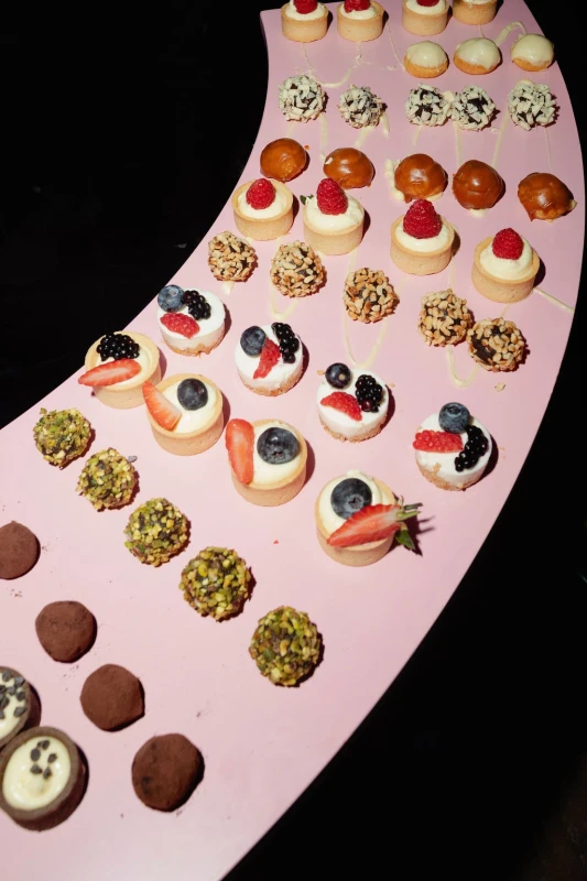 A Wedding en Rouge for Marilena and Riccardo