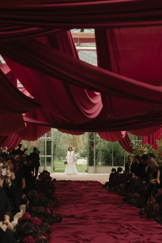 A Wedding en Rouge for Marilena and Riccardo