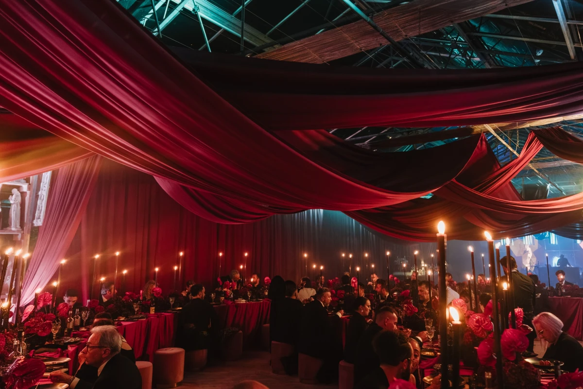 A Wedding en Rouge for Marilena and Riccardo