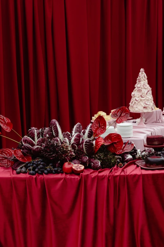 A Wedding en Rouge for Marilena and Riccardo