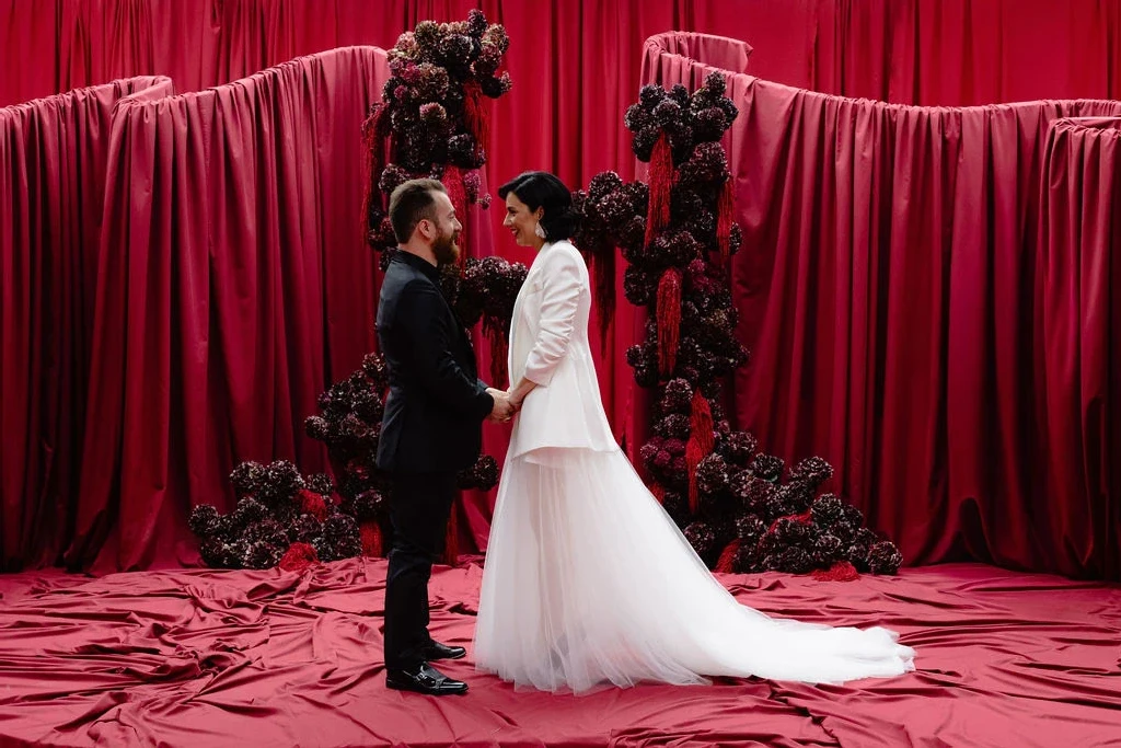 A Wedding en Rouge for Marilena and Riccardo