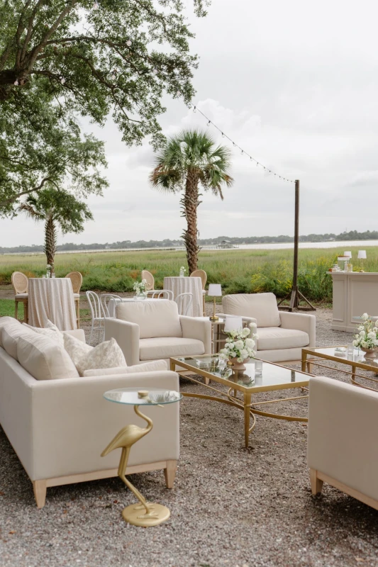 A Classic Wedding for McKenzie and Dylan