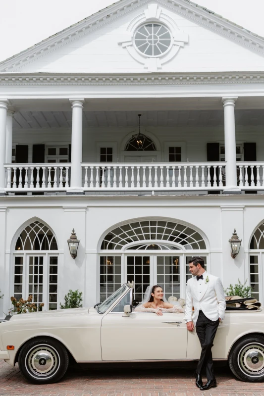 A Classic Wedding for McKenzie and Dylan