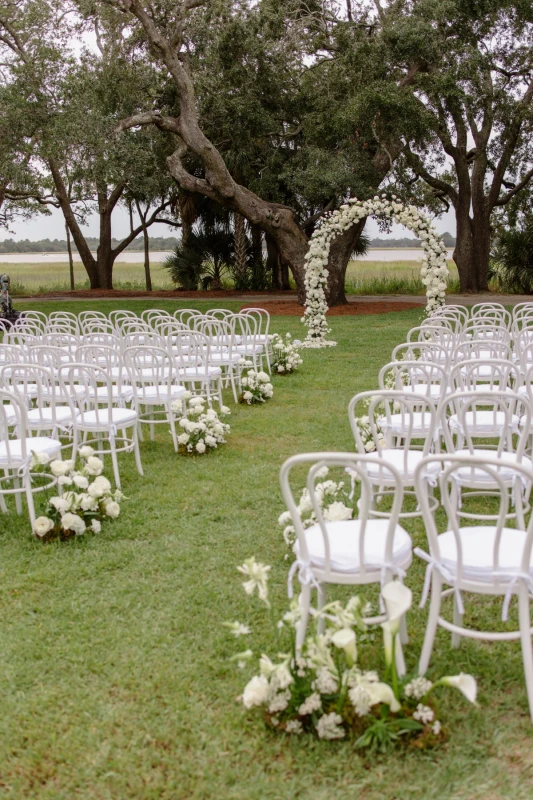 A Classic Wedding for McKenzie and Dylan