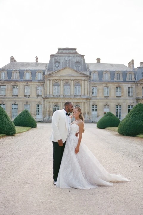 A Château Wedding for Savannah and Alnour