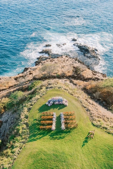 A Beach Wedding for Yuwei and Lewis 
